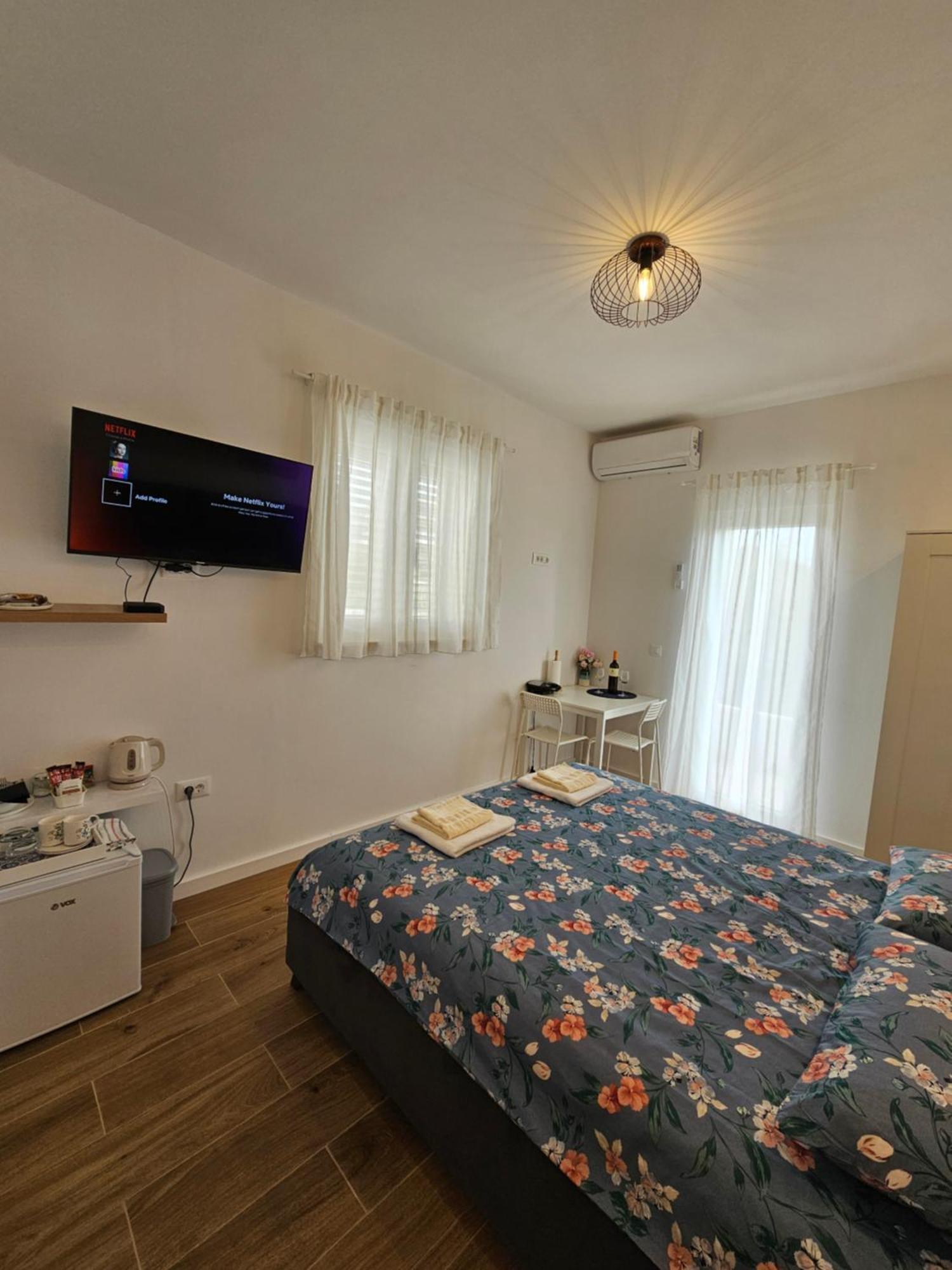 Room Ela Donji Seget Exterior photo